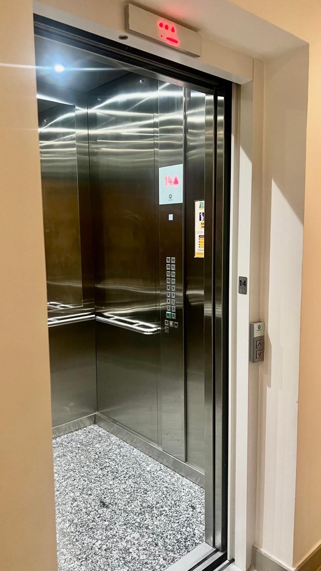 Apartamento Excelente Em Frente Ao Metro Bras ! São Paulo
