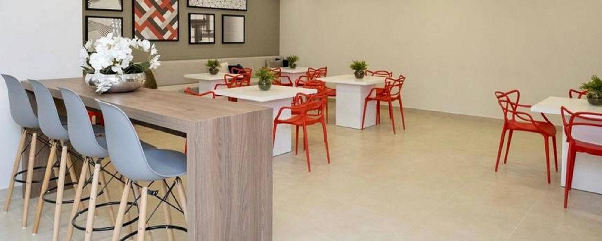 Apartamento Excelente Em Frente Ao Metro Bras ! *